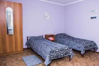 Гостиница Альтаир Краснодар Двухместный номер с 2 отдельными кроватями и общей ванной комнатой-2