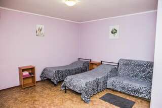 Гостиница Альтаир Краснодар Двухместный номер с 2 отдельными кроватями и душем-2
